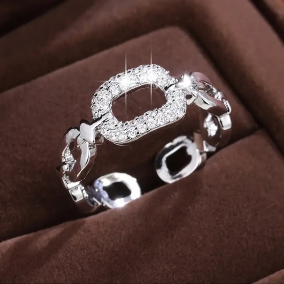 New Silver and Diamond CZ Chain Link Hollow Adjustable Ring - Picture 1 of 7